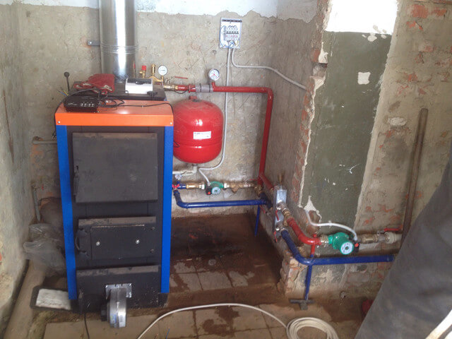 Встановлення і монтаж твердопаливного котла D-S 30 на заводі “Мінеральних добрив” м. Харків вул. Клочківська 341 а.