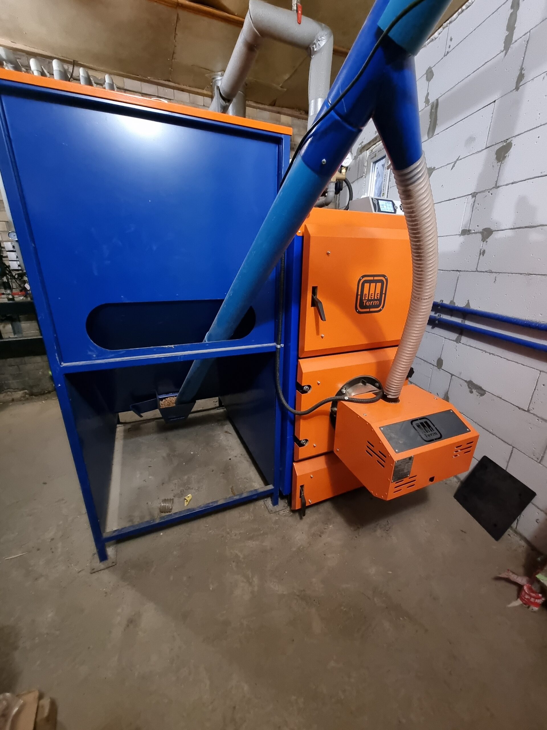 Пелетний котел BEETERM 100 кВт опалює офісні та виробничі приміщення м.Київ Пелетний котел BEETERM 100 кВт опалює офісні та виробничі приміщення м.Київ